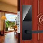 قفل باب فندق بوابة خشبية مع نظام إدارة فندق ذكي رقمي